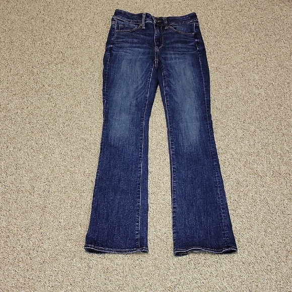 American Eagle Outfitters Denim - American Eagle Next Level Stretch Straight Leg Jeans. dark wash Womens Sz 2 X 32